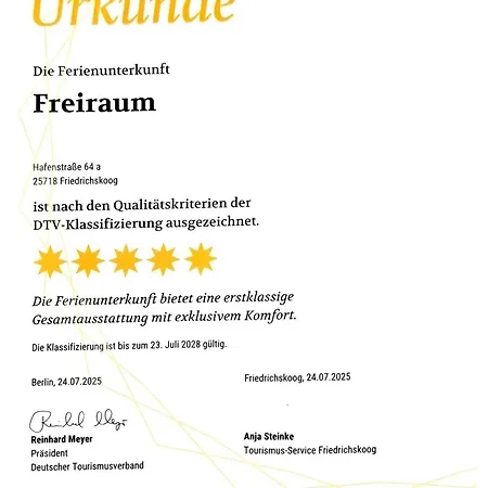 Freiraum Mit Grosser Terrasse * Friedrichskoog